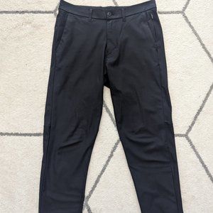 EUC Lululemon Commission Slim Pant Black ABC Warpstreme Chino Size 30x30.